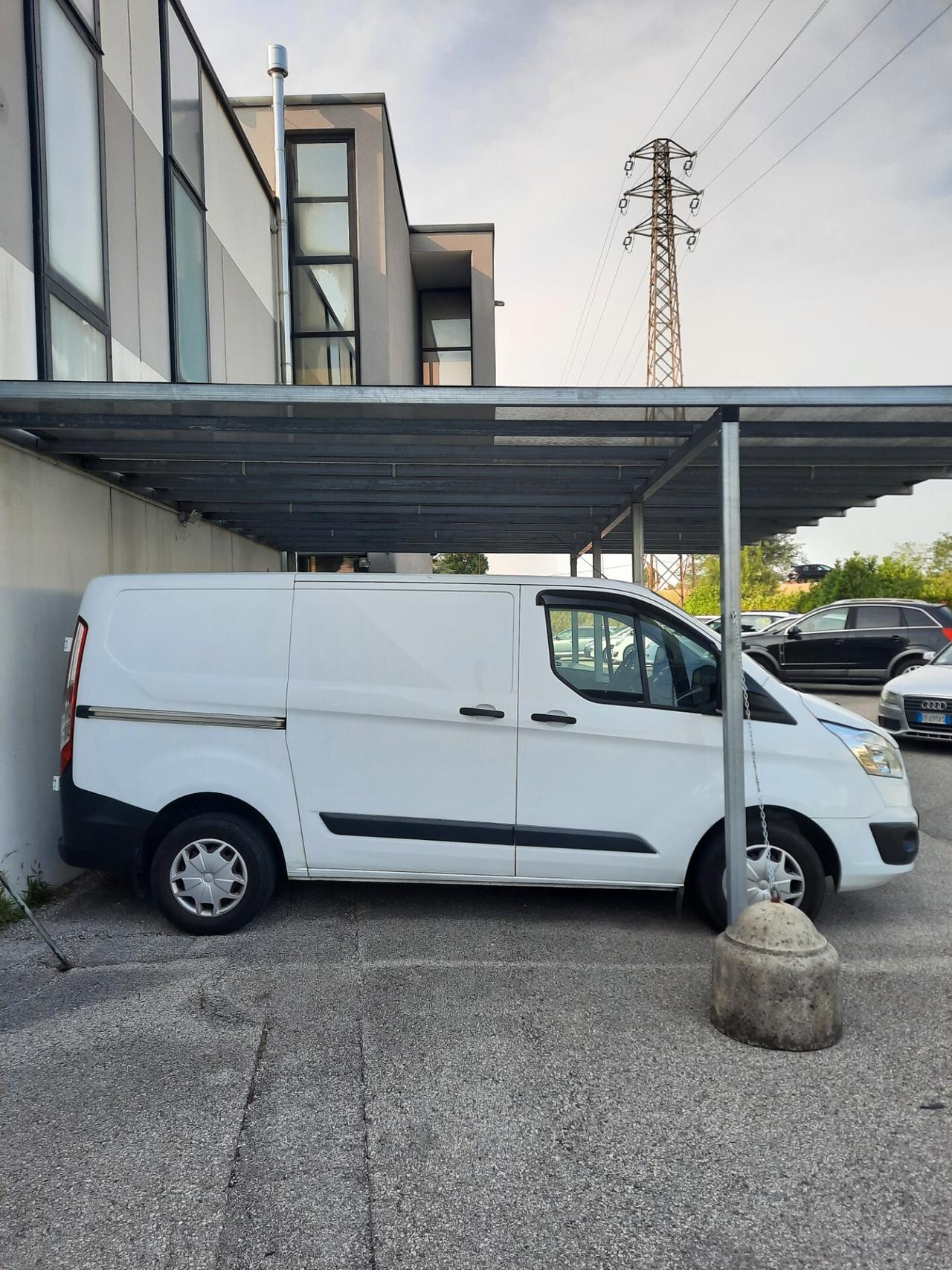 Ford Transit Custom 270 2.0 TDCi 130 PC Furgone Trend