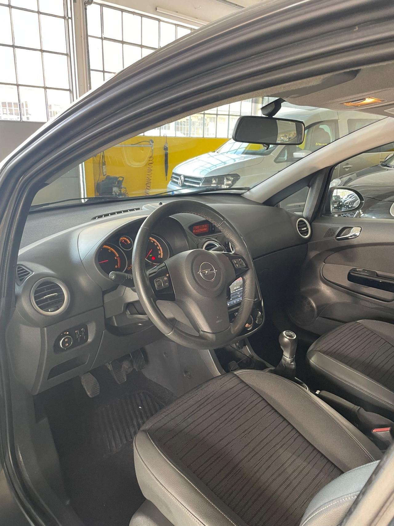 Opel Corsa 1.3 CDTI 75CV GANCIO TRAINO