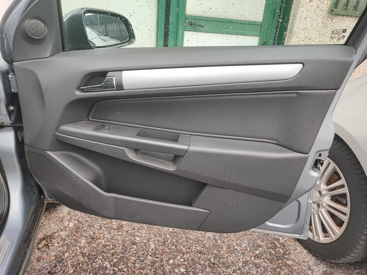 Opel Astra 1.7 CDTI 101CV Station Wagon Cosmo