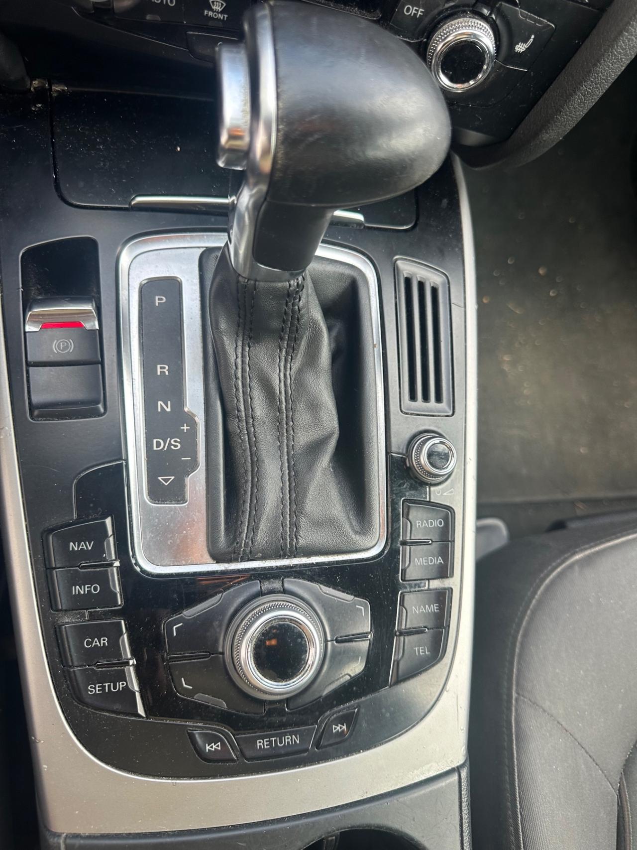 AUDI A4 SW 2.0TDI S-TRONIC/LED/NAVI
