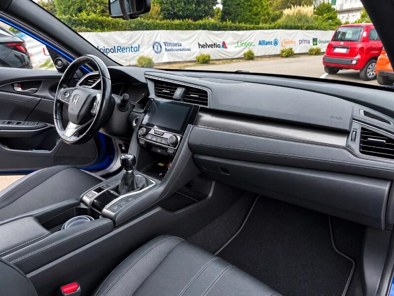 HONDA Civic 10ª serie Civic 1.6 5 porte Execut...