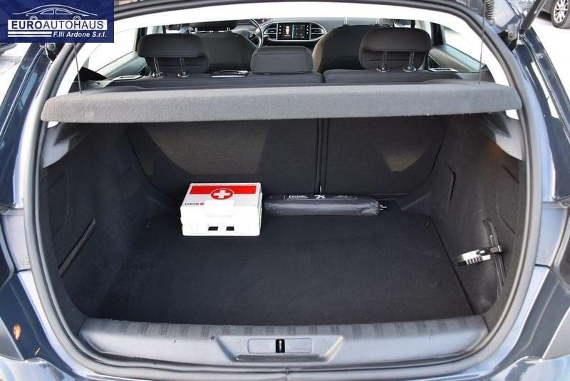 Peugeot 308 308 1.5 bluehdi Business s&s 130cv