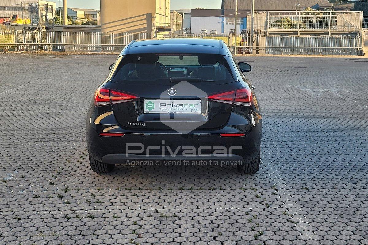 MERCEDES A 180 d Automatic Business Extra