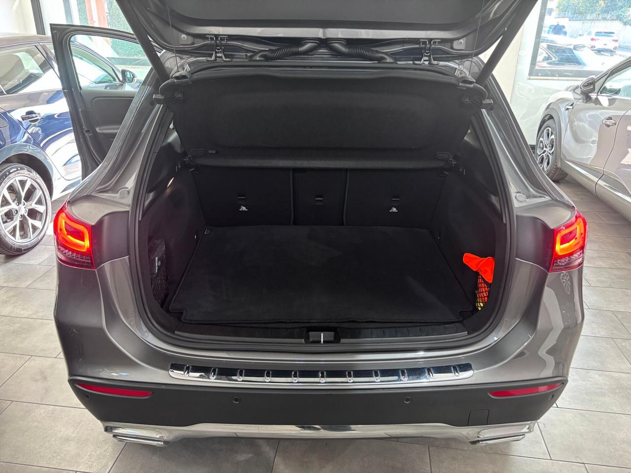 MERCEDES-BENZ GLA 200D AUTOMATIC SPORT PLUS