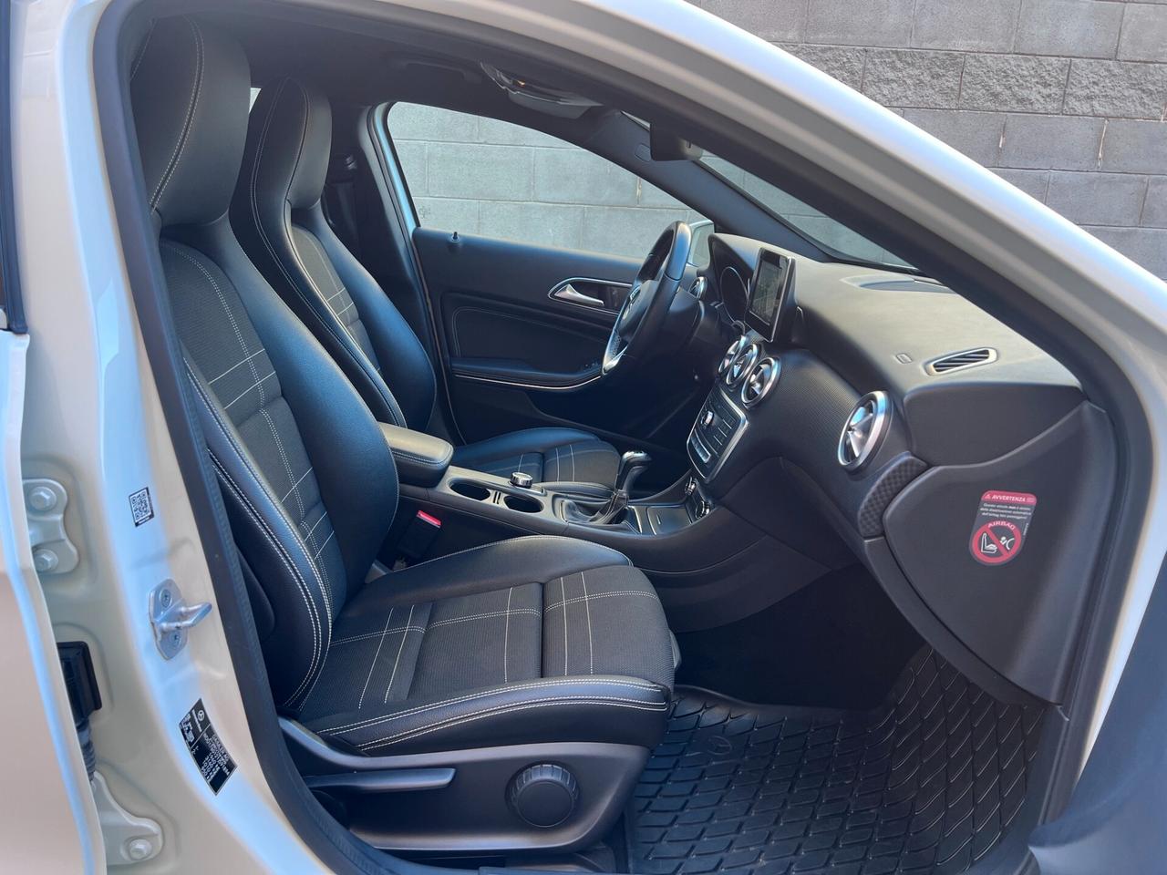 Mercedes-benz A 180 d Sport my16 LED/AMERA/PELLE/NAVI.. PERFETTA!!