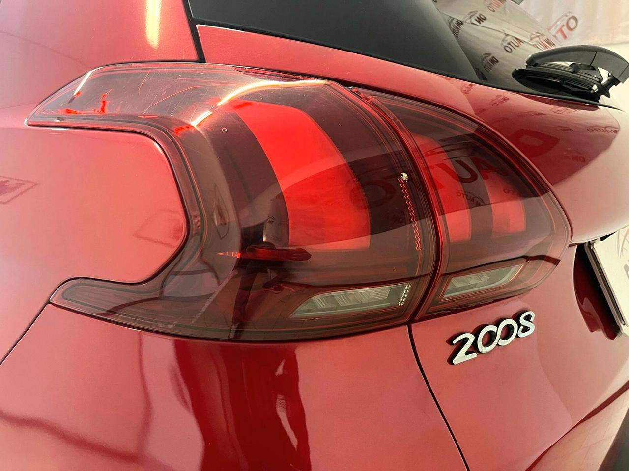 Peugeot 2008 1.5 HDi Allure Pack