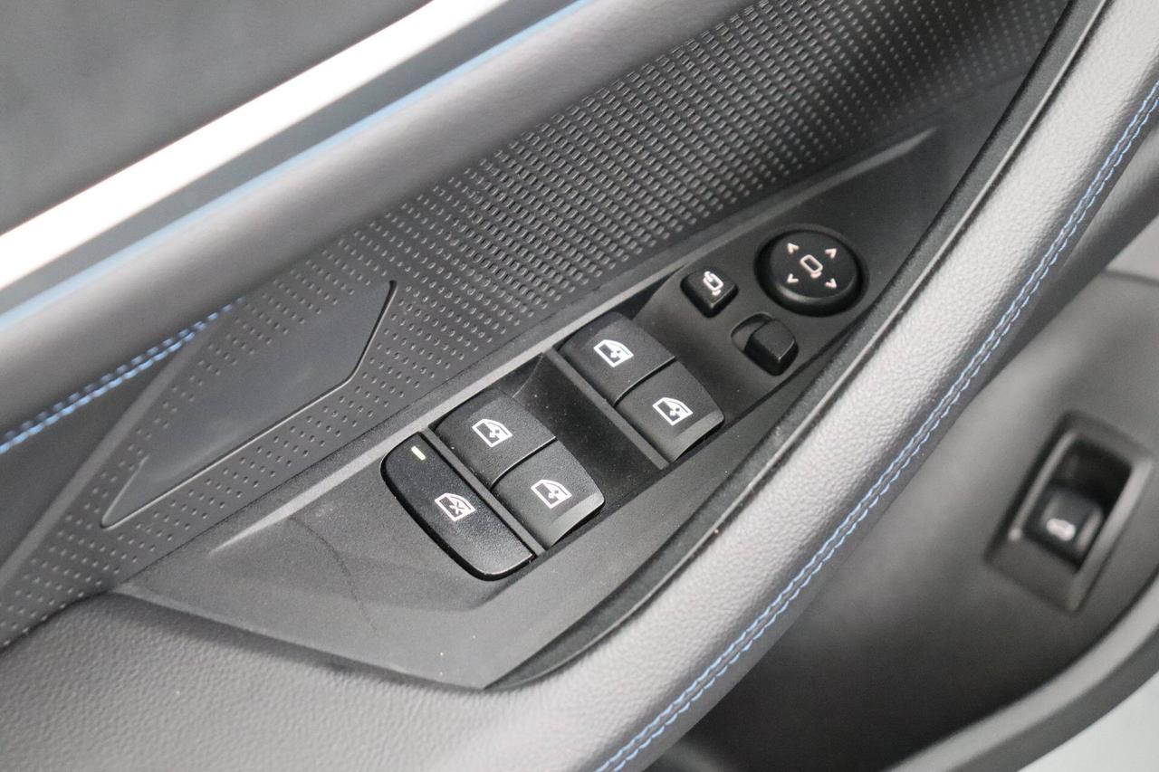 BMW 420D GRAN COUPE 190CV STEPTRONIC 48V X-DRIVE MSPORT ( FARI LED - ADAPTIVE CRUISE - CURVED DISPLAY - TETTO PANORAMICO APR. - AMBIENT LIGHTS - NAVI - MIRROR - PARK ASSISTANT - TELECAMERA 360 - CERCHI 19 )