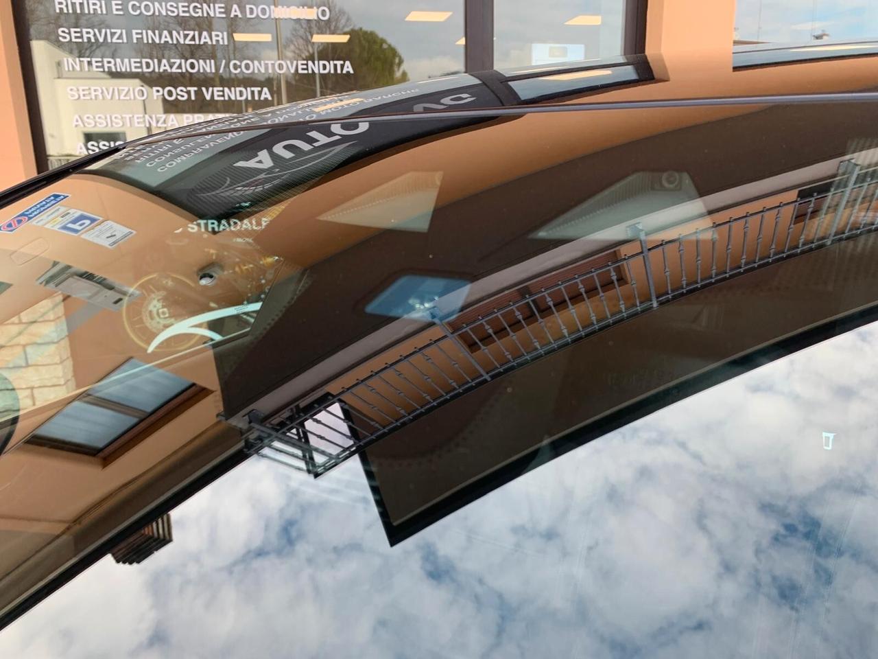 Jaguar XE 2.0 D 180 CV autom. Ok catena