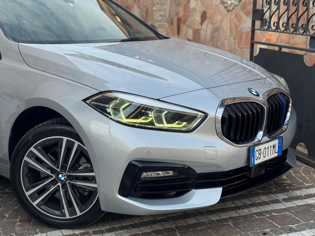 Bmw 116 116d 5p. Luxury