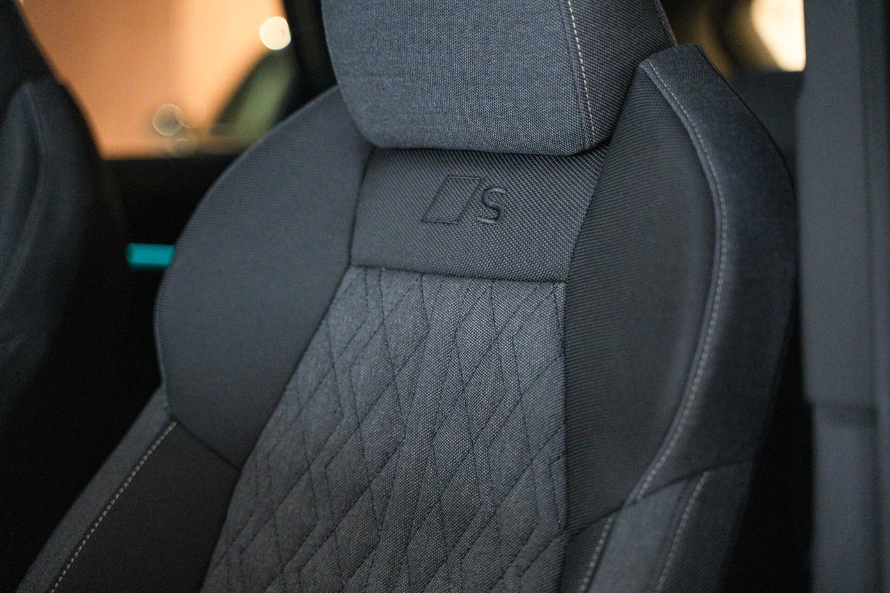 Audi Q5 TDi 150 kW mHEV+ S tronic quattro Launch edition line