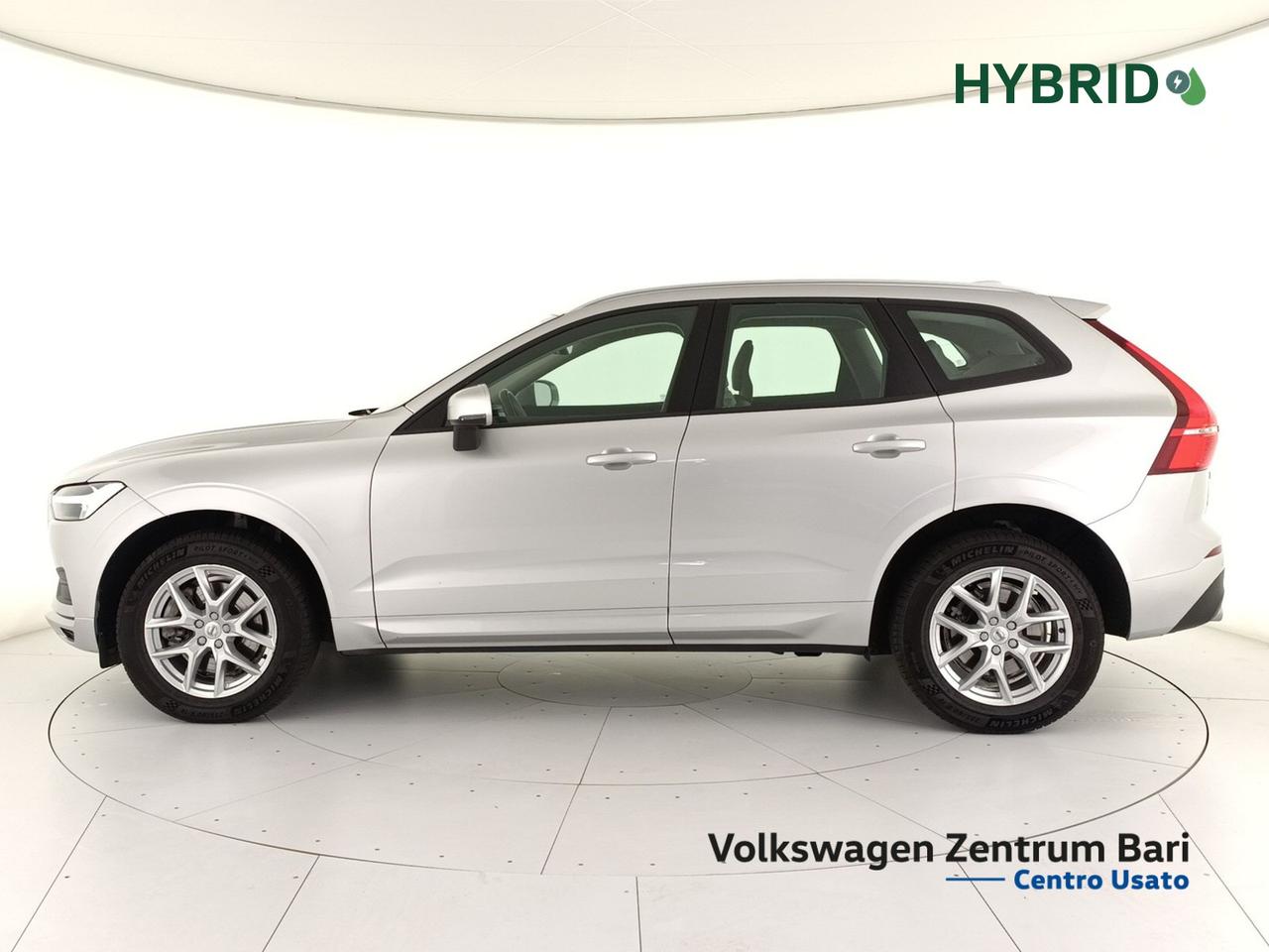 Volvo XC60 2.0 b4 momentum pro auto