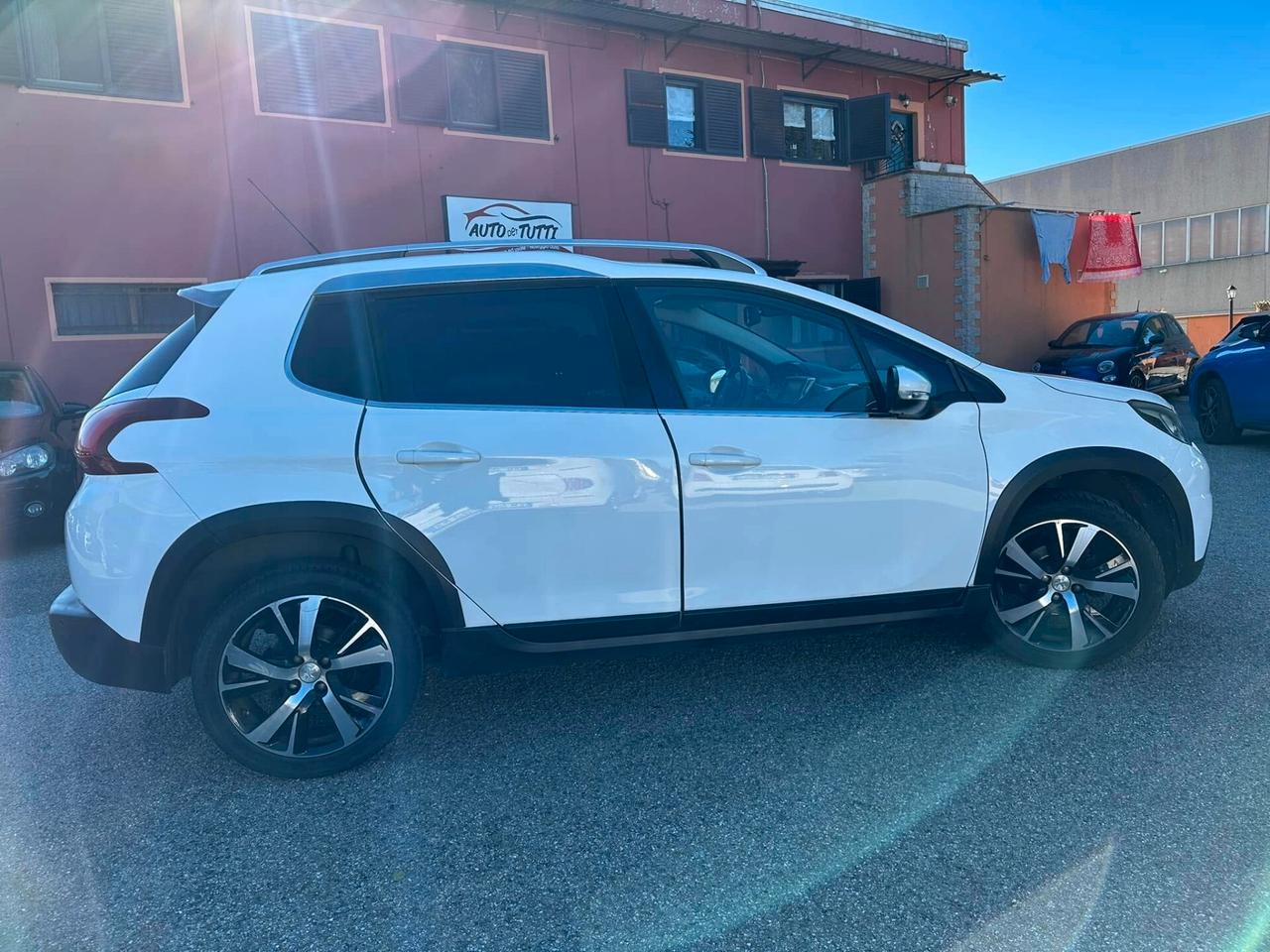 Peugeot 2008 1.6 BlueHDi 100CV Allure-2017