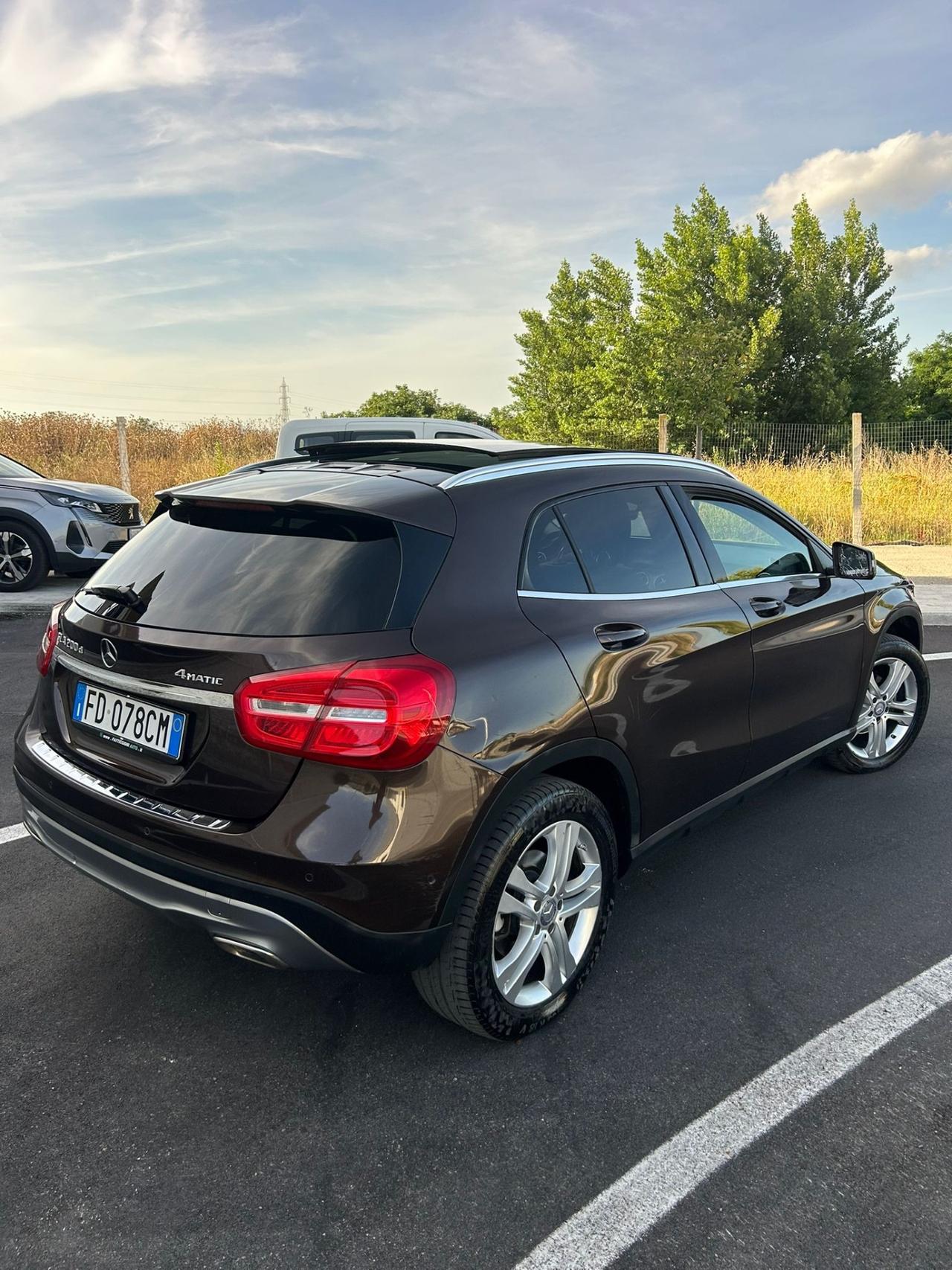GLA 200 d Automatic 4Matic Sport TETTO NUOVA