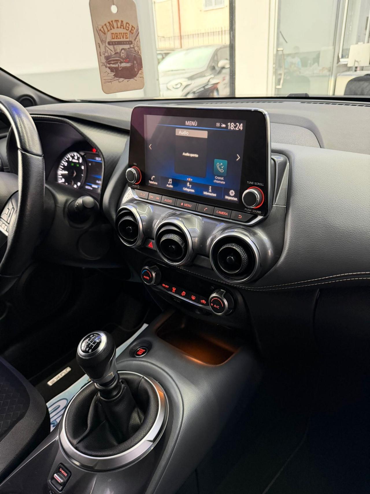 Nissan Juke 1.0 DIG-T 117 CV N-Connecta