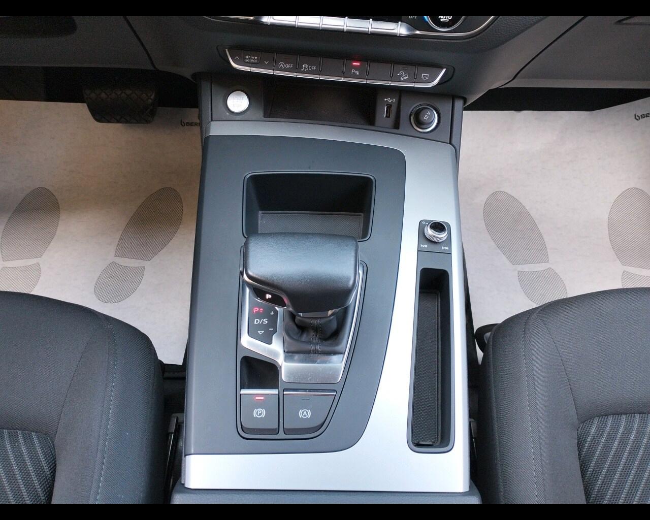 AUDI Q5 2ª serie Q5 40 TDI 204 CV quattro S tr...