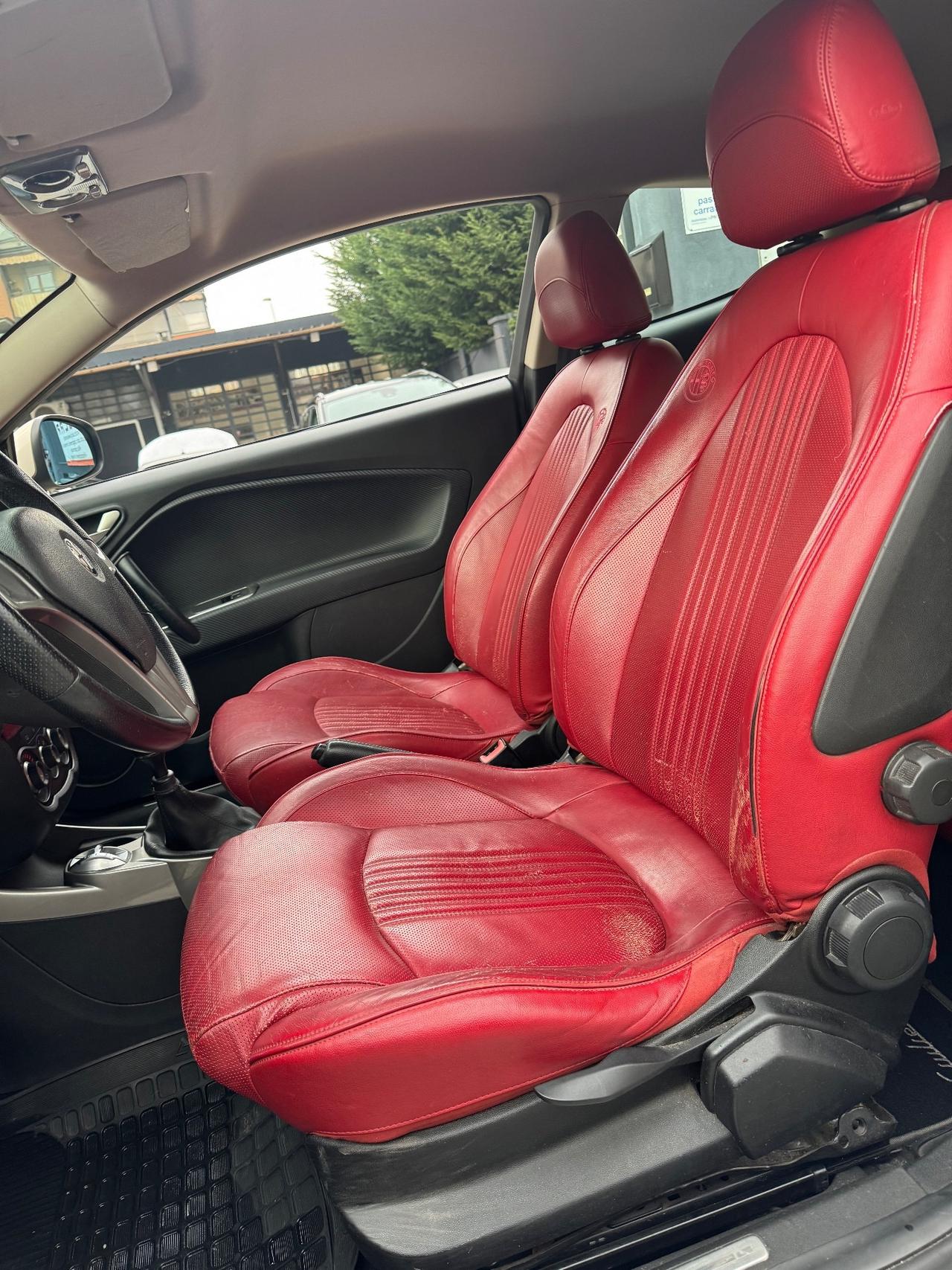 Alfa Romeo MiTo 1.4 155 cv GPL Distinctive Sport