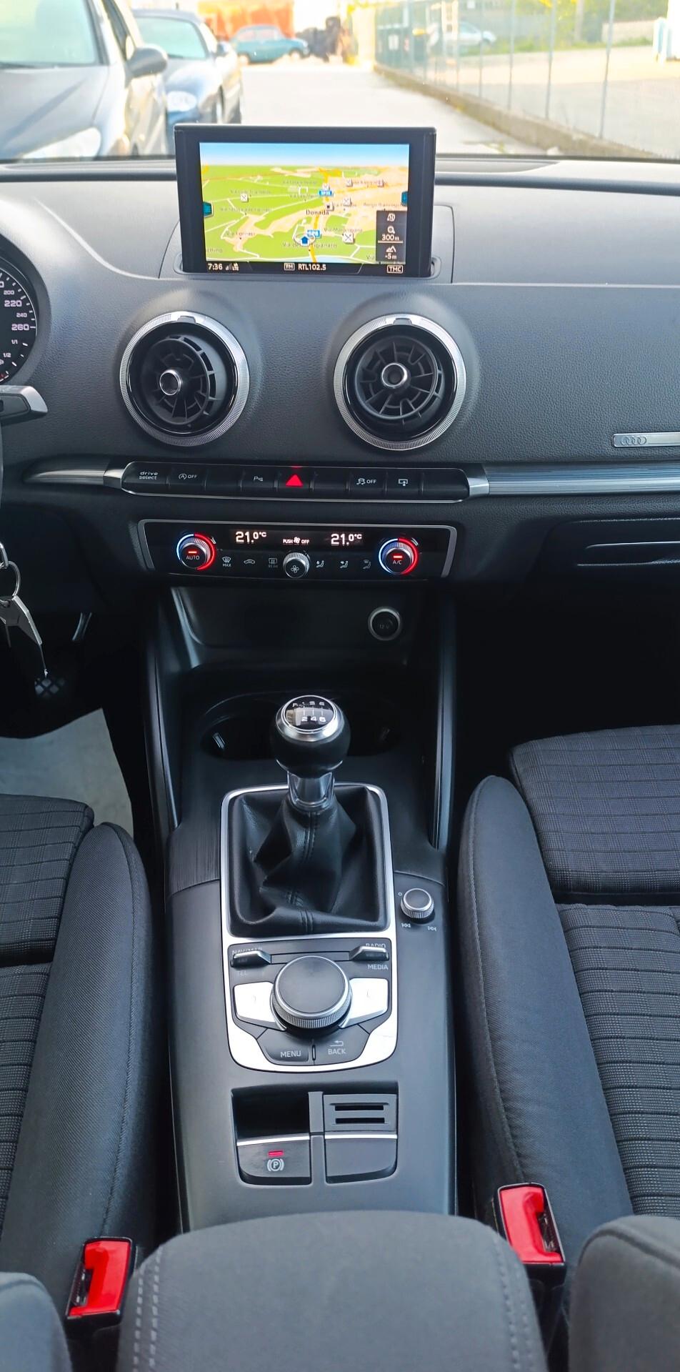 Audi A3 SPB 1.6 TDI 110cv Sport - Uniproprietario - Service completo