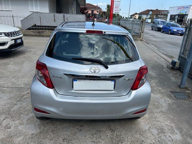 TOYOTA Yaris 1.4 D-4D 5 porte Lounge M-MT UNICO PROPRIETARIO