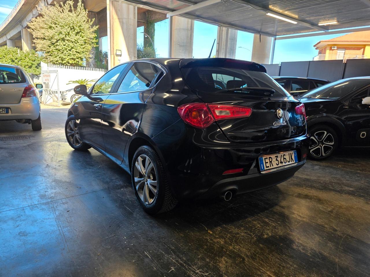 Alfa Romeo Giulietta 1.6 JTDm-2 105 CV Exclusive