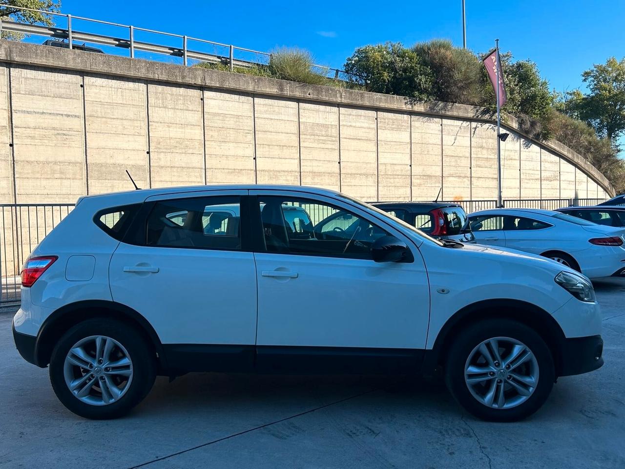 Nissan Qashqai 1.5 dCi DPF Tekna