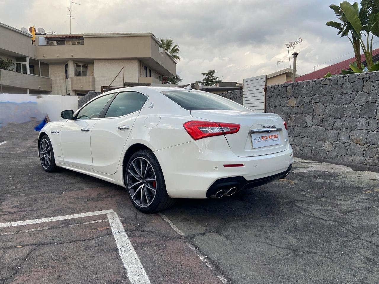 Maserati Ghibli V6 Diesel Gransport