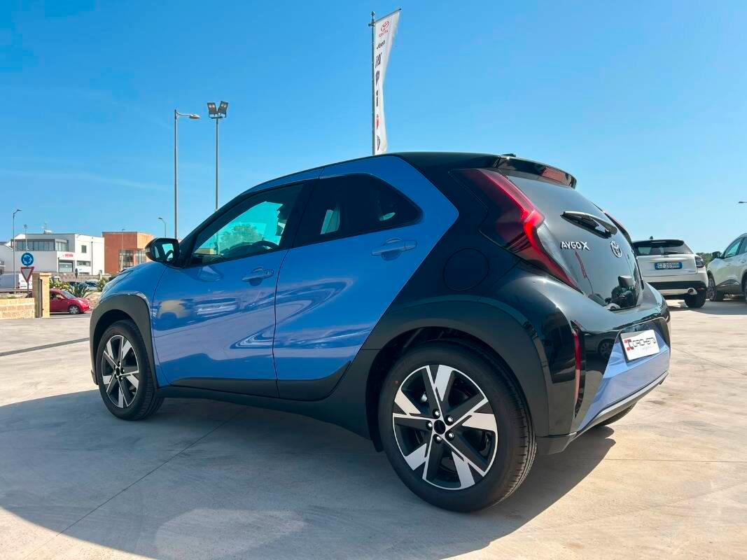 Toyota Aygo X 1.5 hybrid Icon e-cvt
