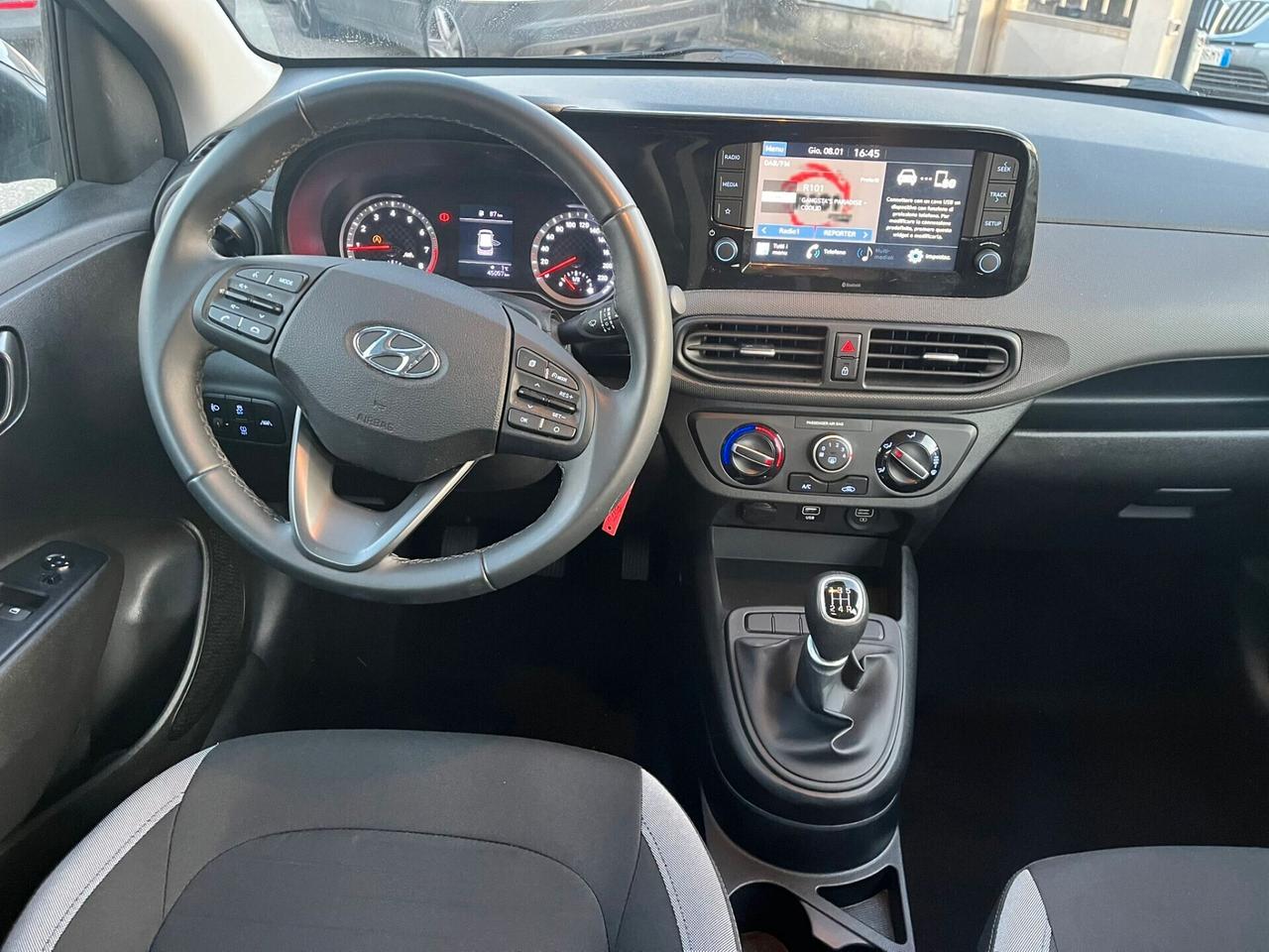 Hyundai i10 1.0 BENZ X NEOP 40.000 KM