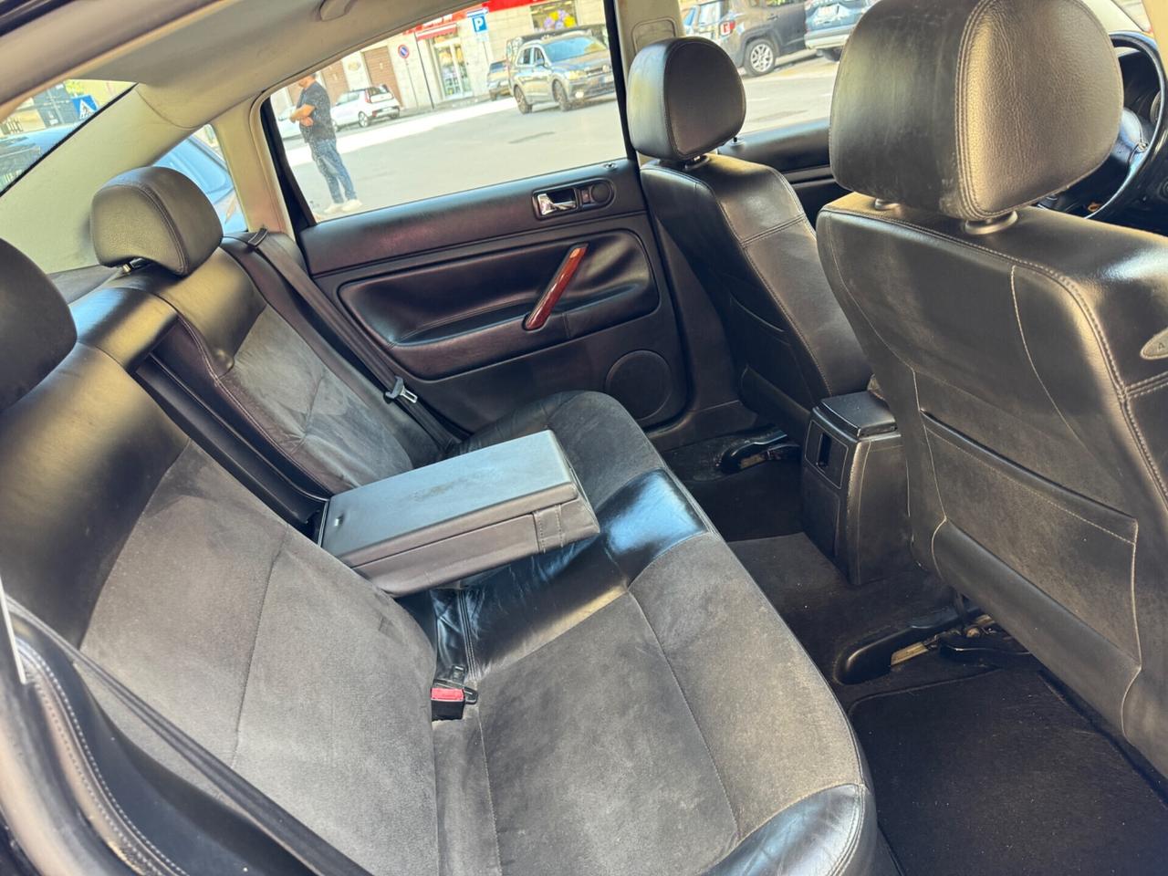 Volkswagen Passat 1.9 TDI/130 CV cat Highline