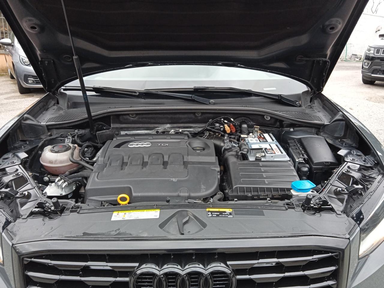 Audi Q2 / 1.6 TDI S tronic Admired