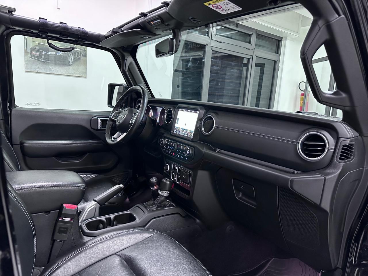 Jeep Wrangler Unlimited 2.2 Mjt II Sahara