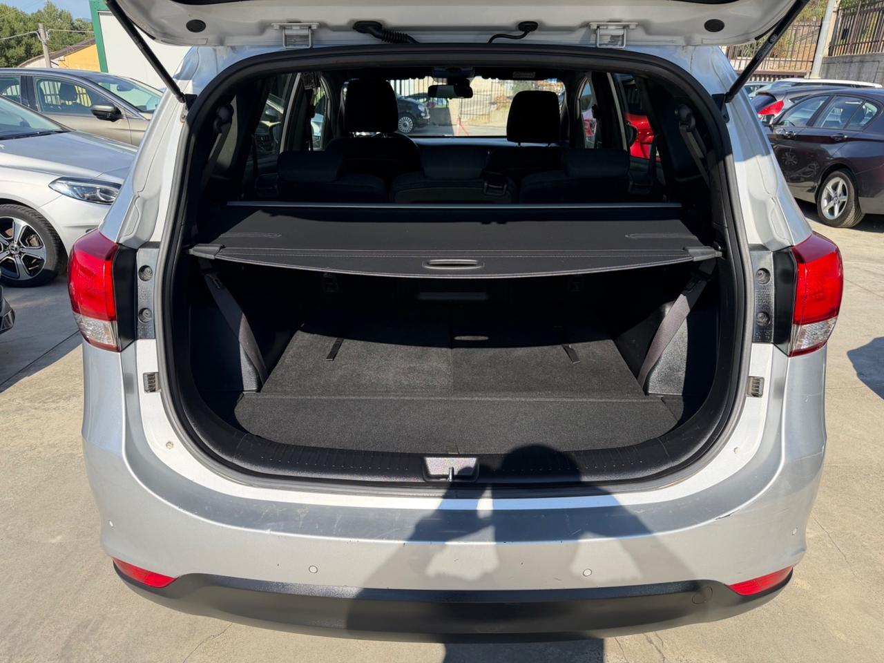 Kia CARENS 1.7 CRDi 136cv /7 POSTI/ 163.000KM