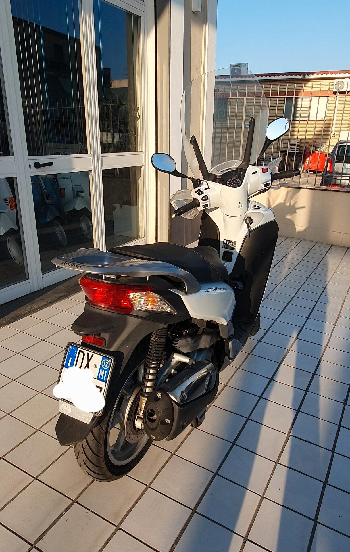 Honda SH 300 Abs