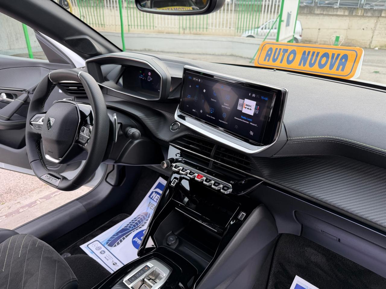 Peugeot 208 Hybrid e-DCS6 GT
