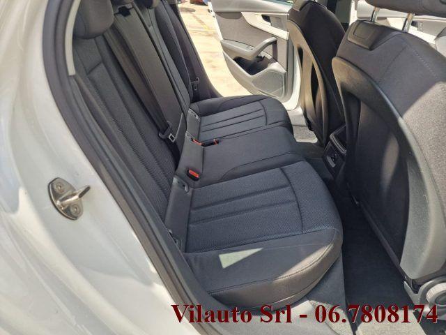 Audi A4 Avant 30 2.0 tdi mhev Business 136cv s-tronic