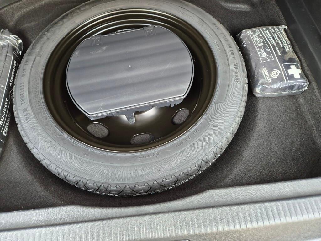 Peugeot 3008 BlueHDi 130 S&S EAT8 CERCHI-18