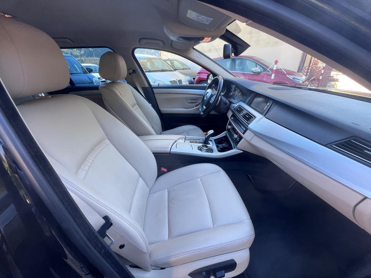 Bmw 525 525d xDrive Touring Luxury