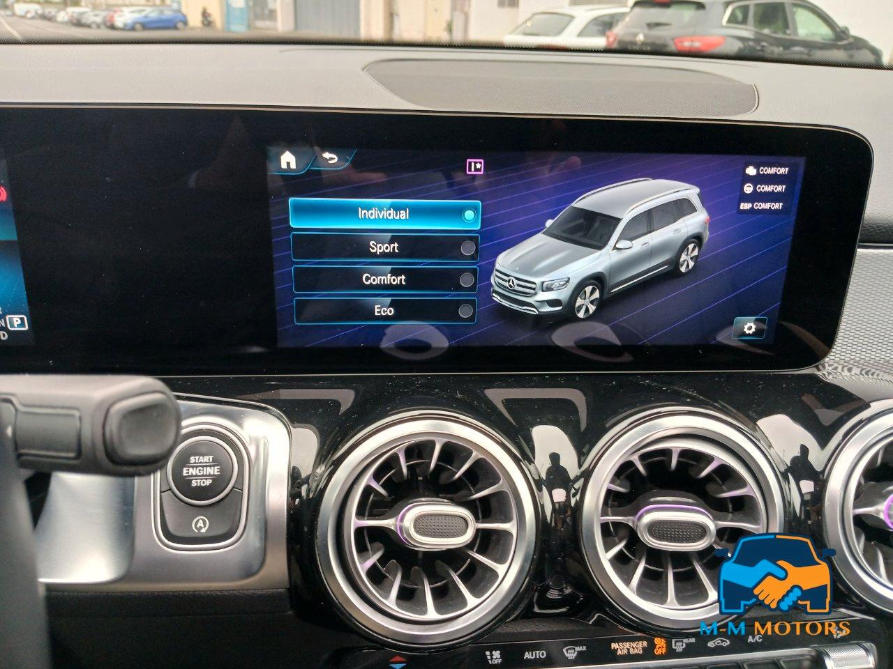 Mercedes GLB 180 d Business Extra auto