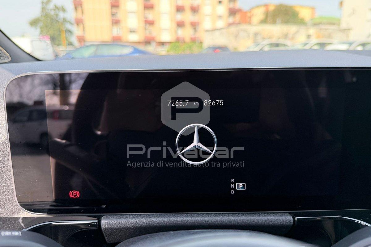 MERCEDES GLA 180 d Automatic Business