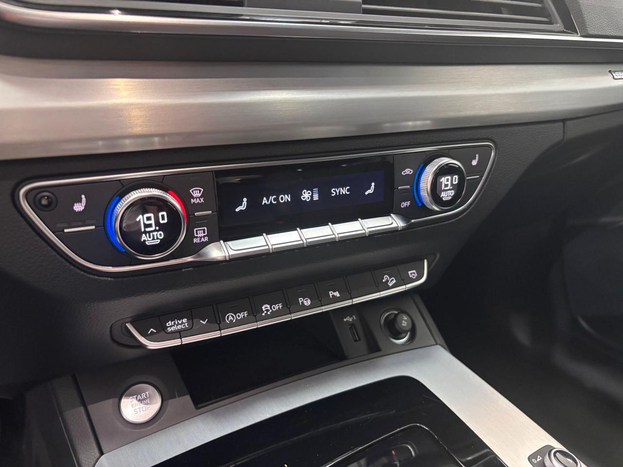 AUDI Q5 SPORTBACK 40TDI S-TRONIC S-LINE QUATTRO