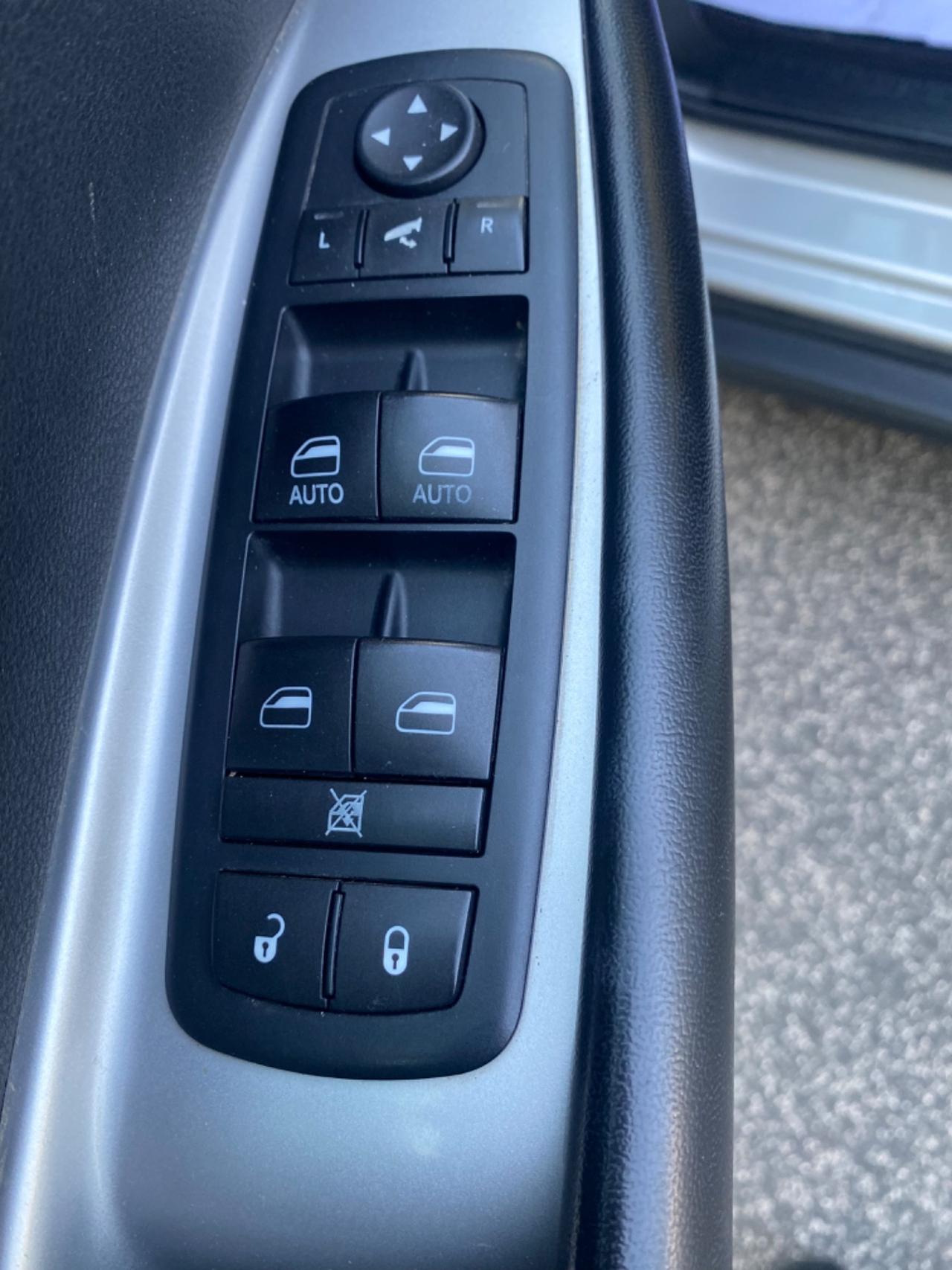 Fiat Freemont 2.0 Multijet Fine 2011 7 Posti