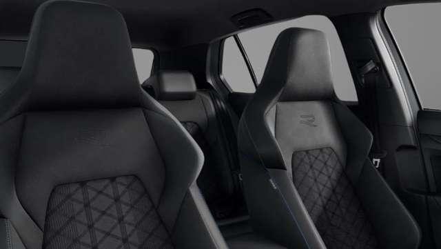 Volkswagen Golf 8.5 R-LINE 2.0 TDI DSG 150CV MY25 KM0 ONLY - PROMO