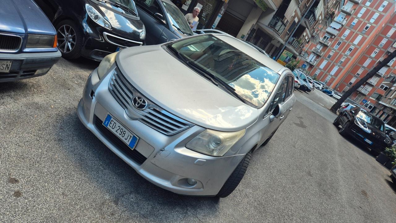 Toyota Avensis 2.2 D-4D Wagon Sol Plus