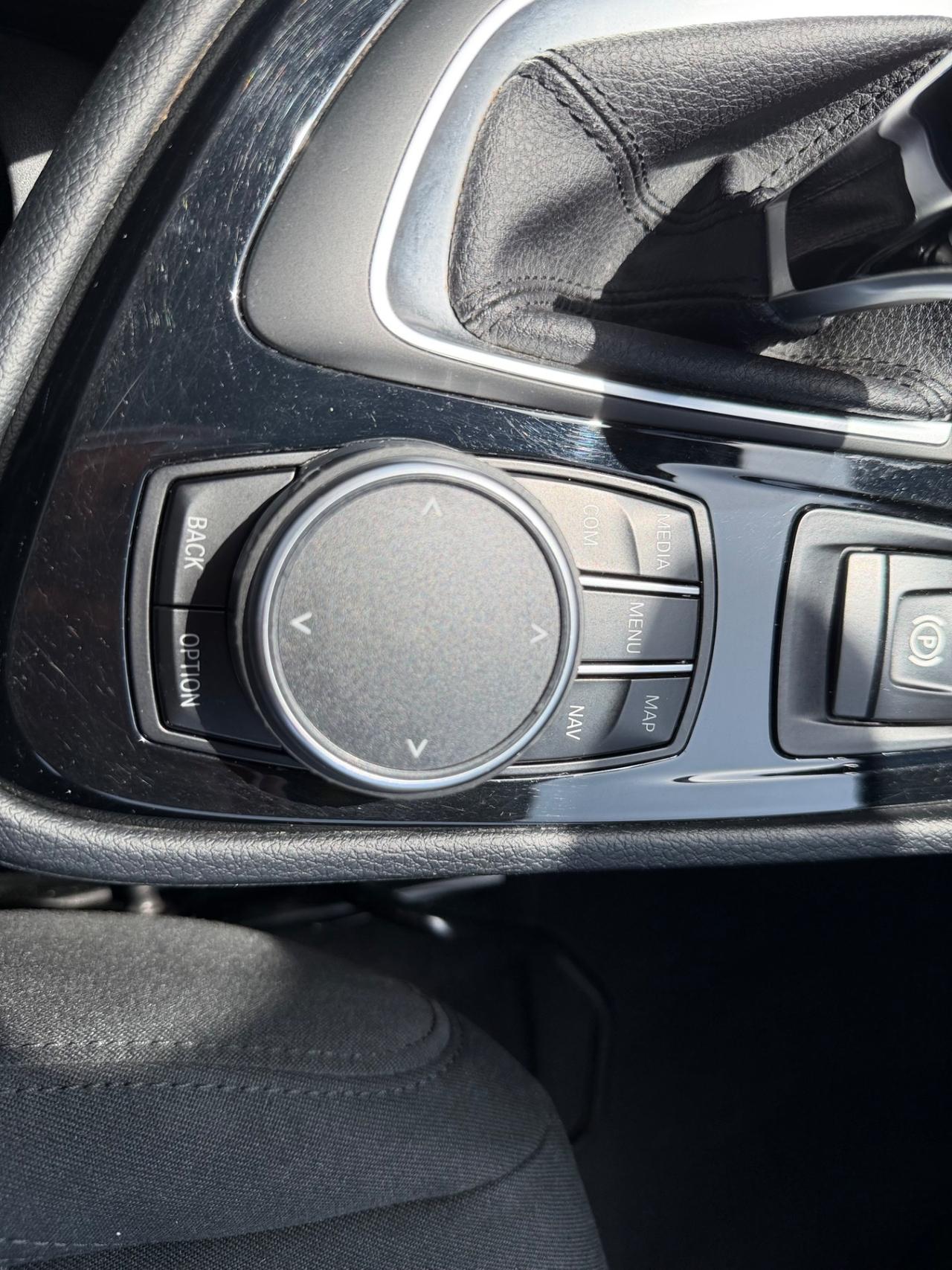 Bmw 2er Active Tourer 216d Luxury