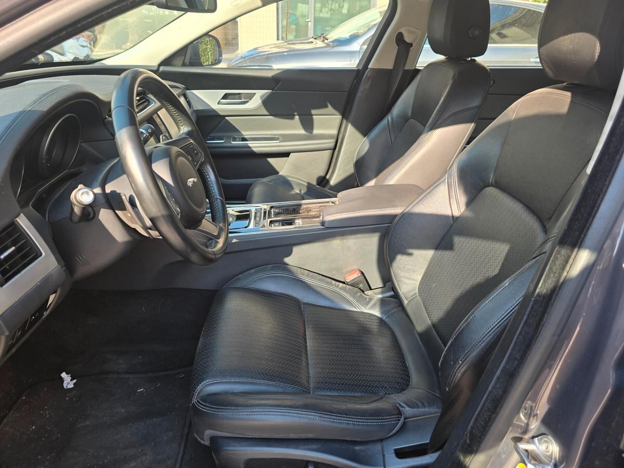 Jaguar XF 2016 180cv perfetta 124.000km