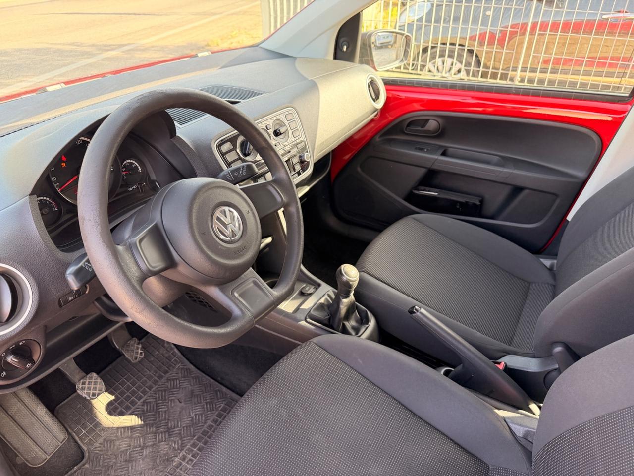 Volkswagen up! 1.0 5p. -2013