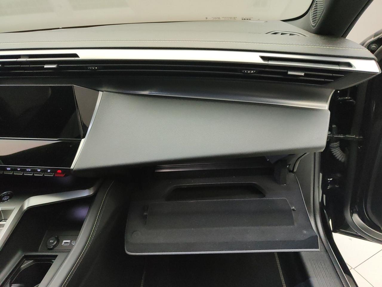 PEUGEOT 308 III 2021 SW 1.2 PURETECH 130CV GT EAT8