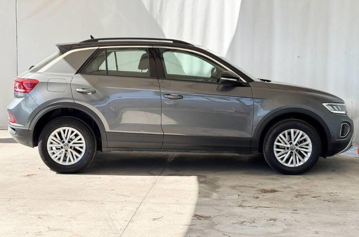 VOLKSWAGEN T-Roc 1.0 tsi life 110cv