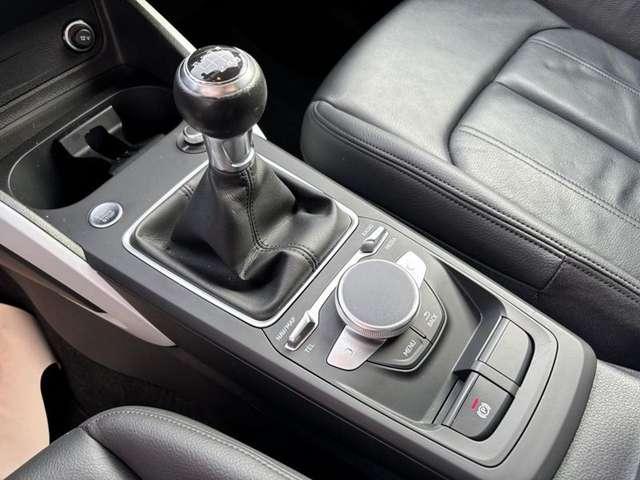 Audi Q2 30 TFSI Business Design CAM-NAVI-17"