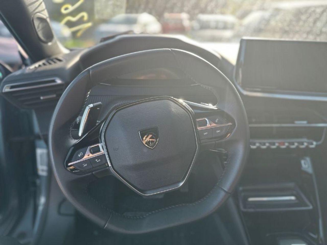 PEUGEOT 2008 2ª serie - 2008 PureTech 130 S&S EAT8 Allure