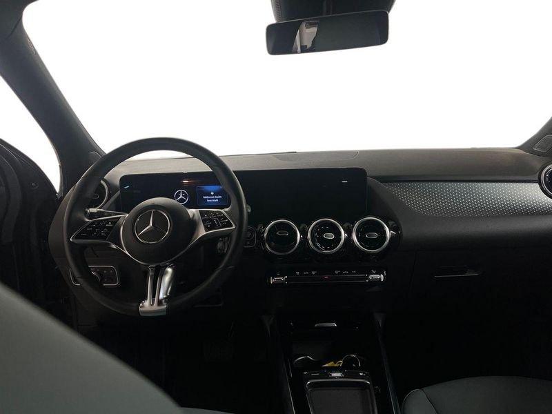 Mercedes-Benz GLA 180 d Automatic Business Extra
